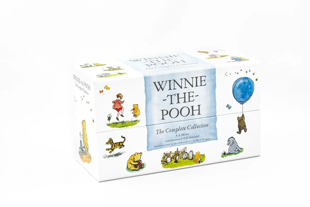 Winnie-the-Pooh Classic Story Collection: For Fans of Milne’s Original and Definitive Illustrated Classic Stories and Poetry